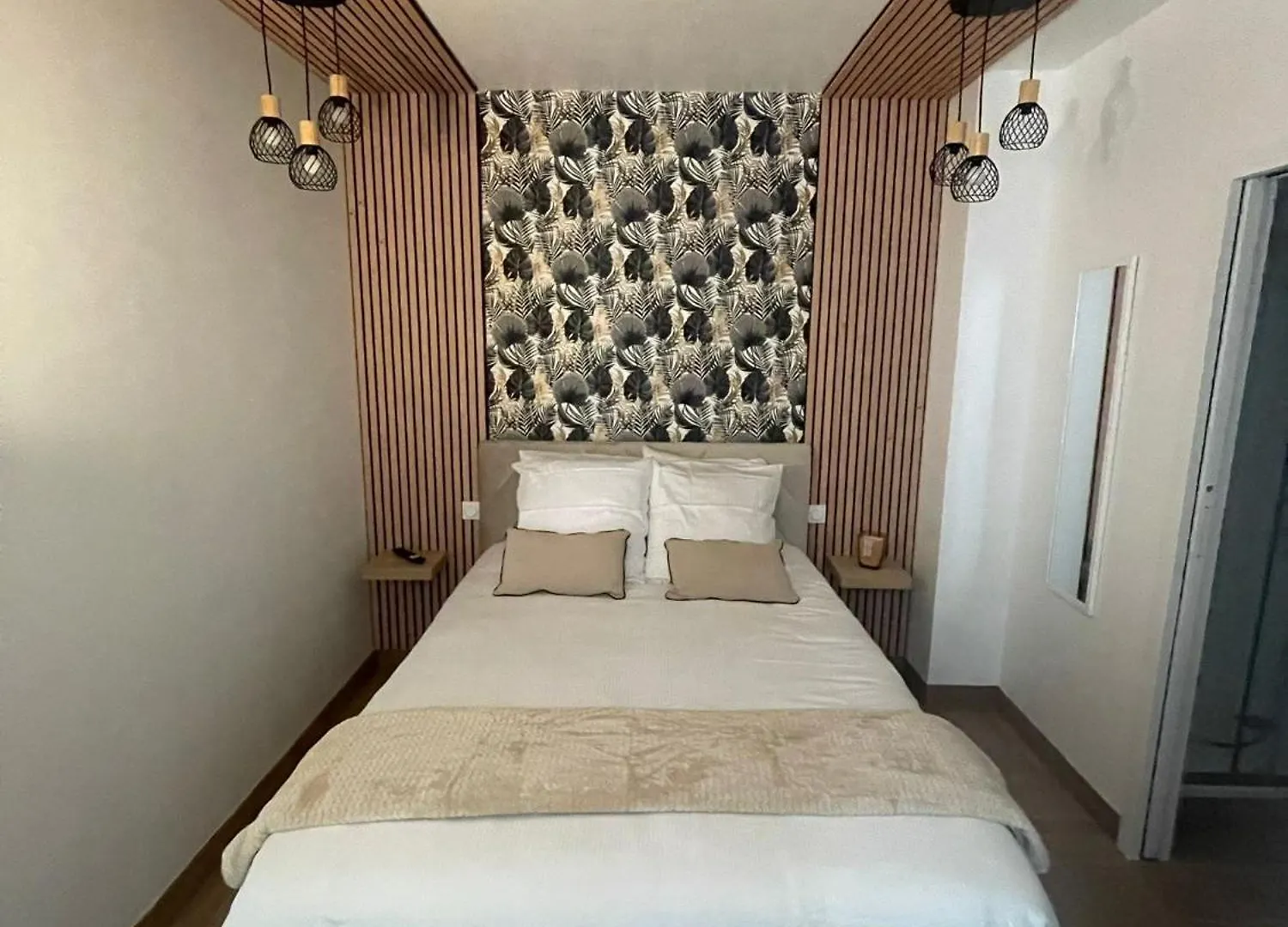 Eiffel Tour Cosy Bali Lägenhet Paris